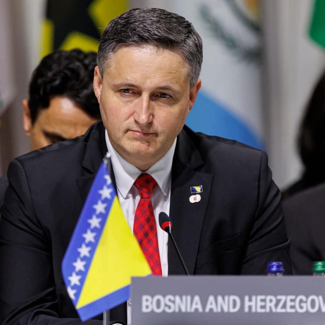 Denis Bećirović uvjerljivo slavio u anketi portala Politički.ba - slika 1