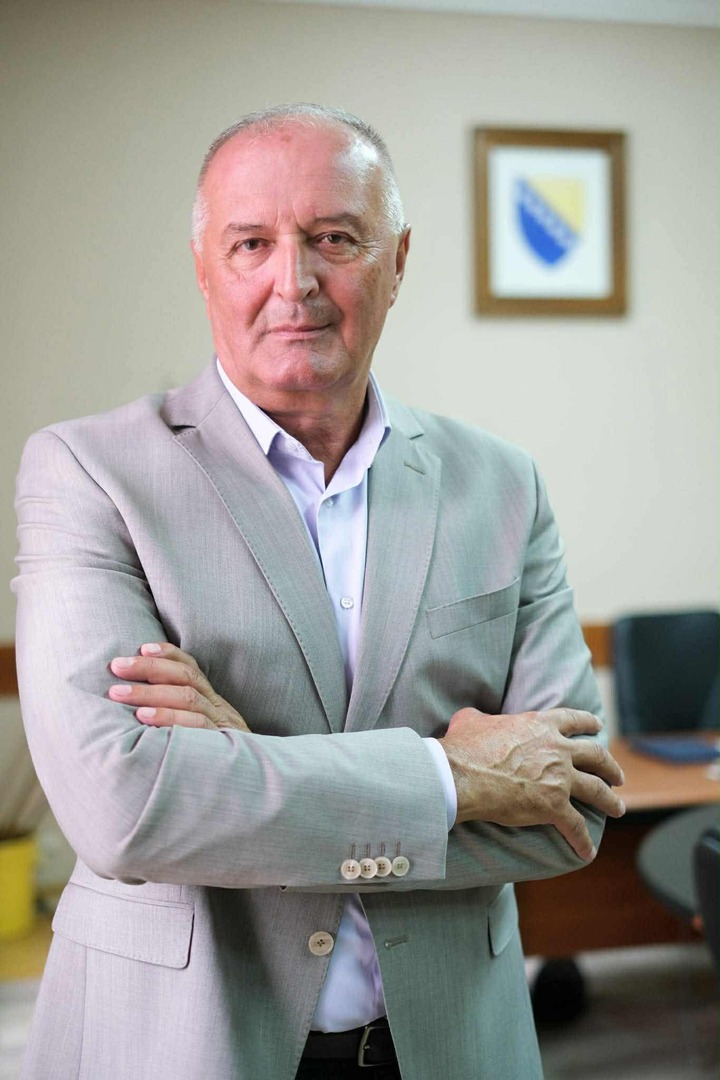 Helez: Ja šutjeti neću i niko me neće ušutkati - slika 1