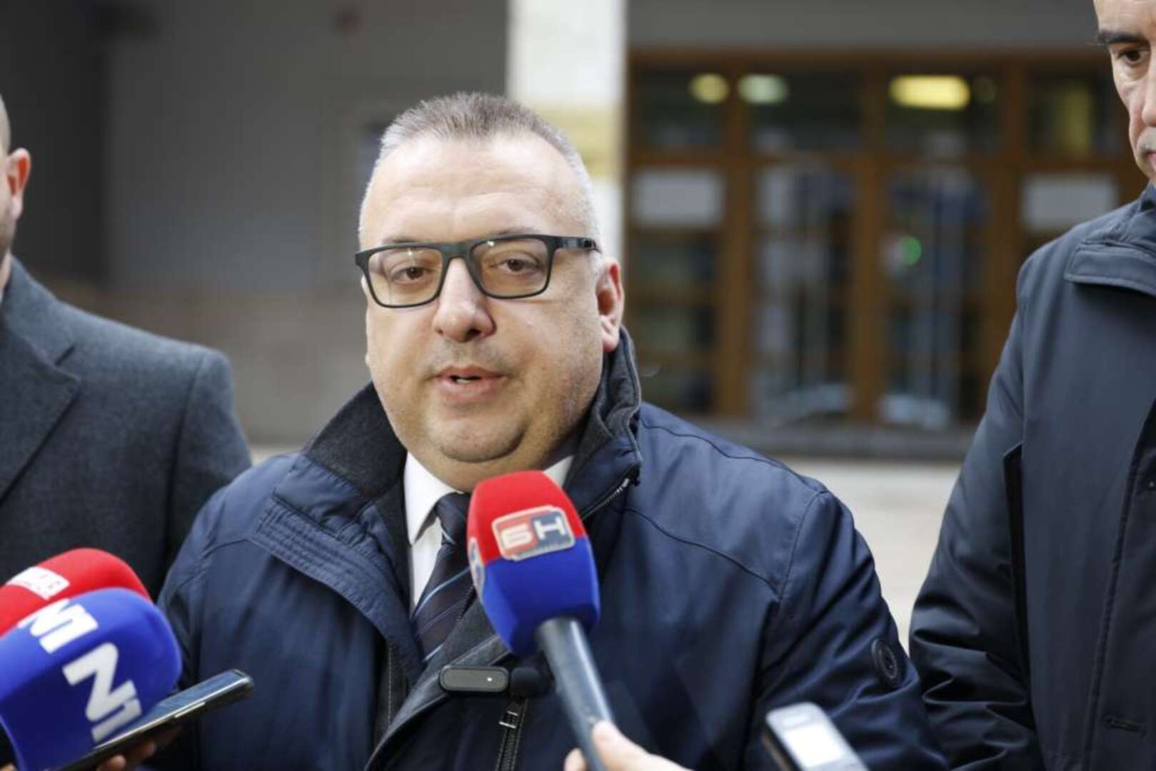 SDS ispred CIK-a, traže otvaranje glasačkih kutija - slika 1