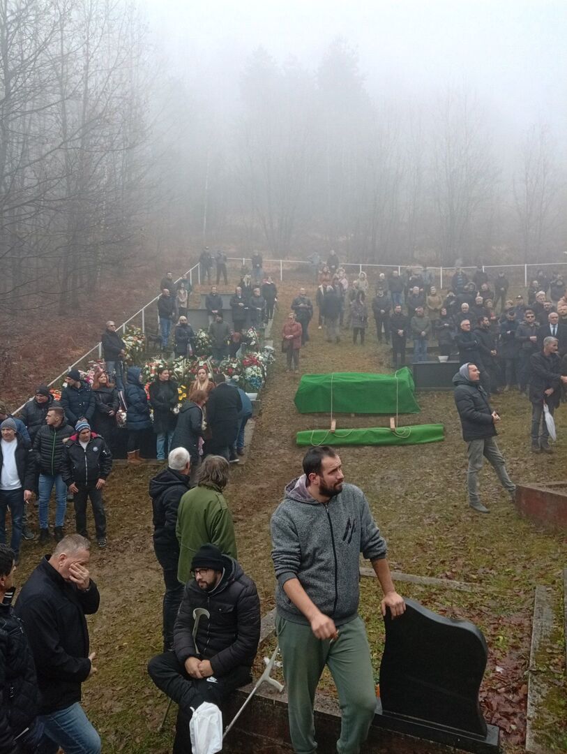 Sahranjen načelnik Vareša. Veliki broj ljudi oprostio se od ovog čovjeka - slika 1