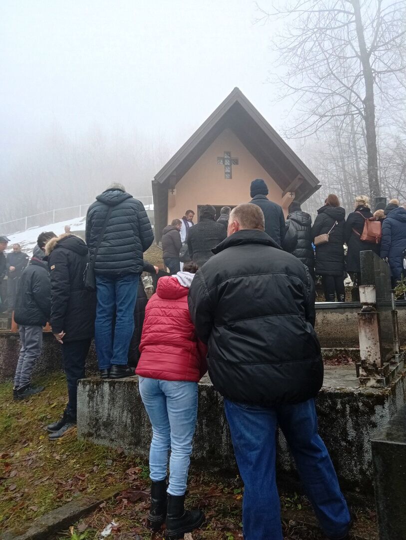 Sahranjen načelnik Vareša. Veliki broj ljudi oprostio se od ovog čovjeka - slika 7