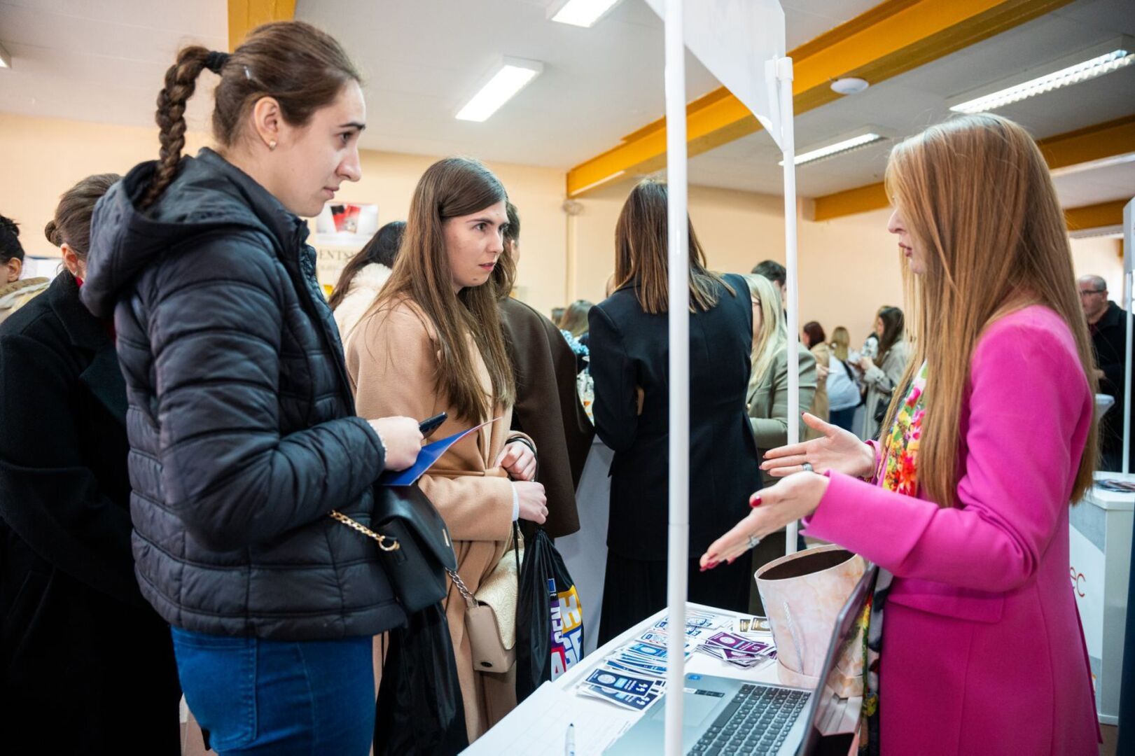 Ambasadori EU sa studentima Univerziteta "Džemal Bijedić" u Mostaru - slika 8