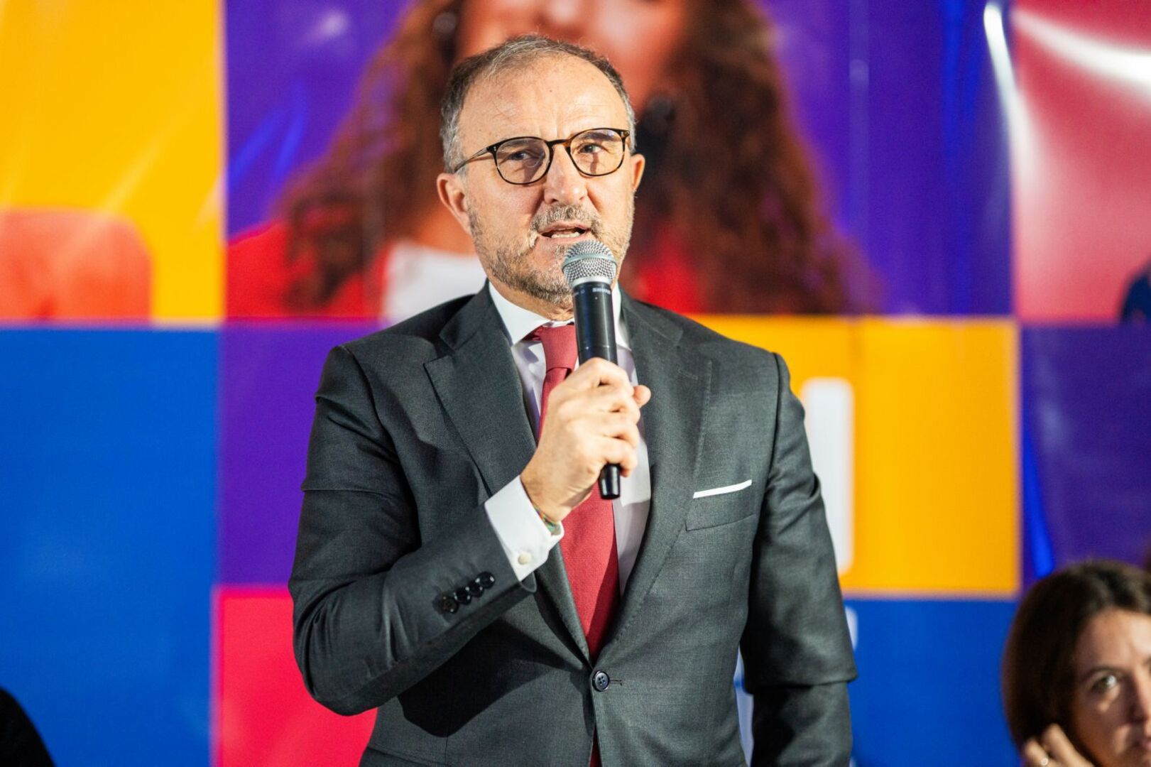 Ambasadori EU sa studentima Univerziteta "Džemal Bijedić" u Mostaru - slika 2