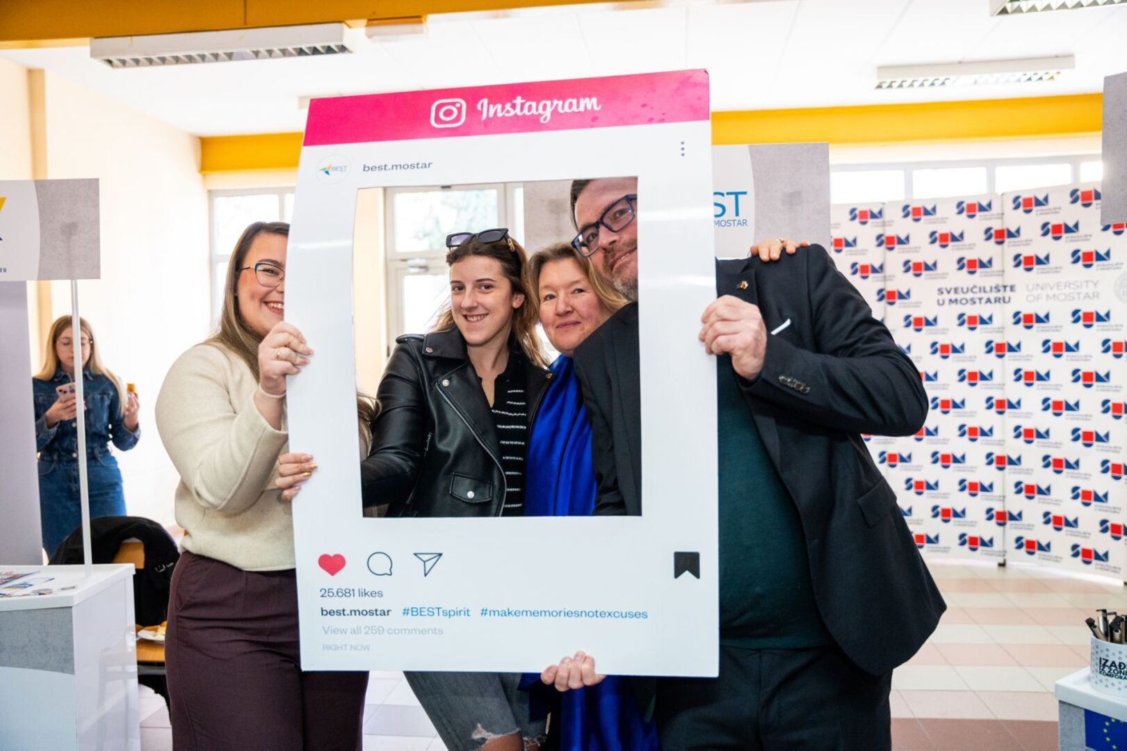 Ambasadori EU sa studentima Univerziteta "Džemal Bijedić" u Mostaru - slika 4