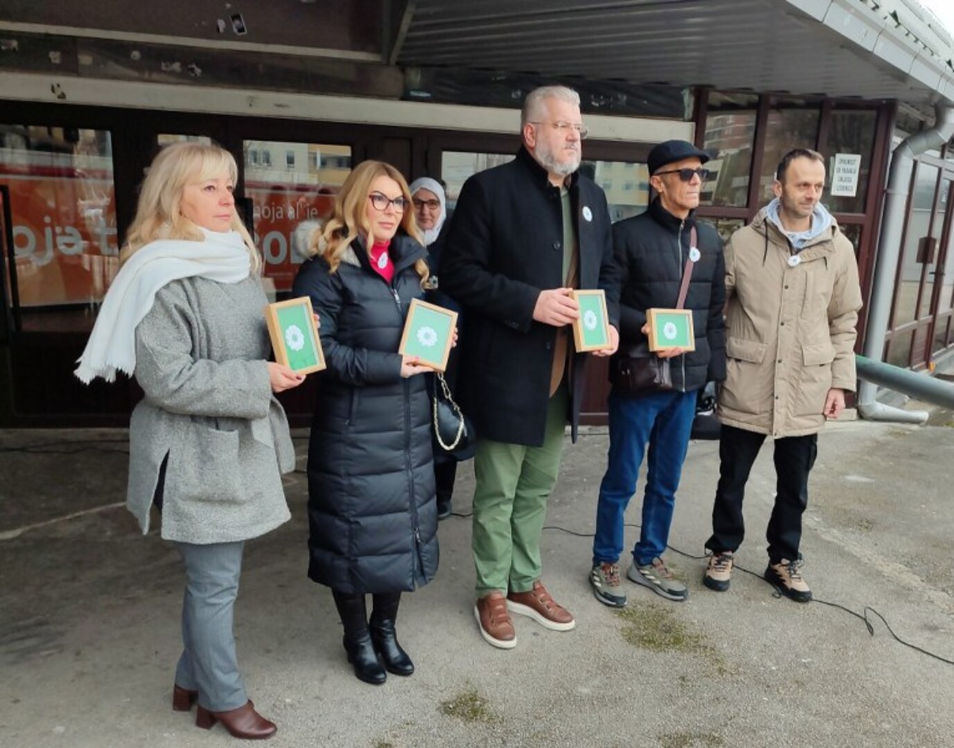 U Vogošći obilježen jubilej Srebrenice: „Pamtiti žrtvu, ali i heroja“ - slika 5