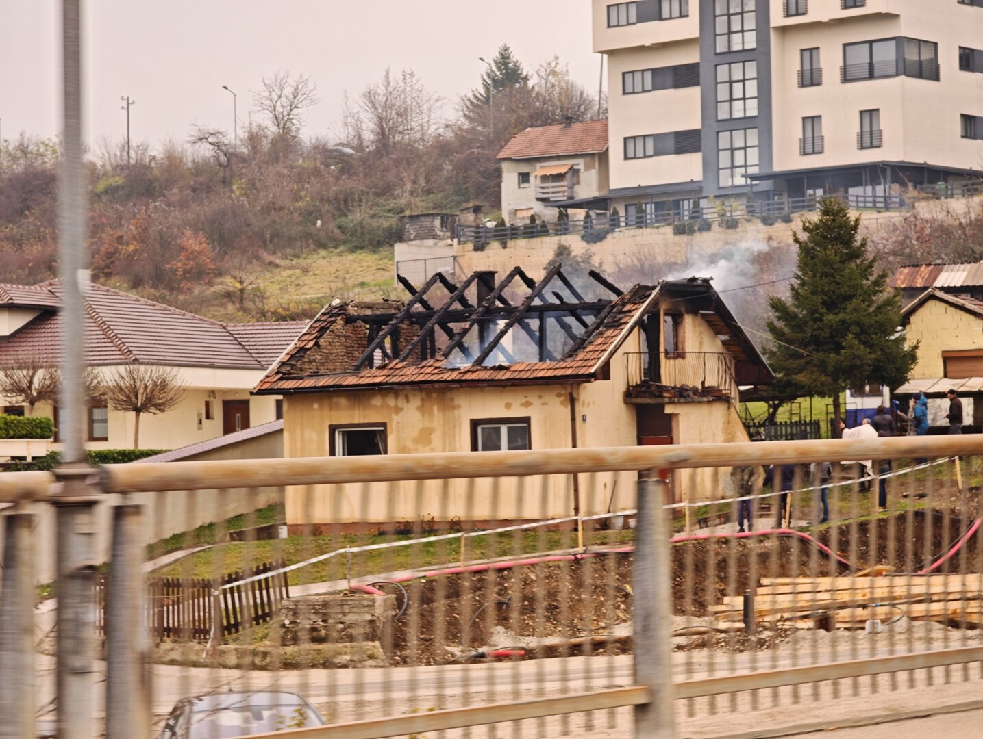 Komšije obnavljaju kuću porodice Ljubas - slika 1