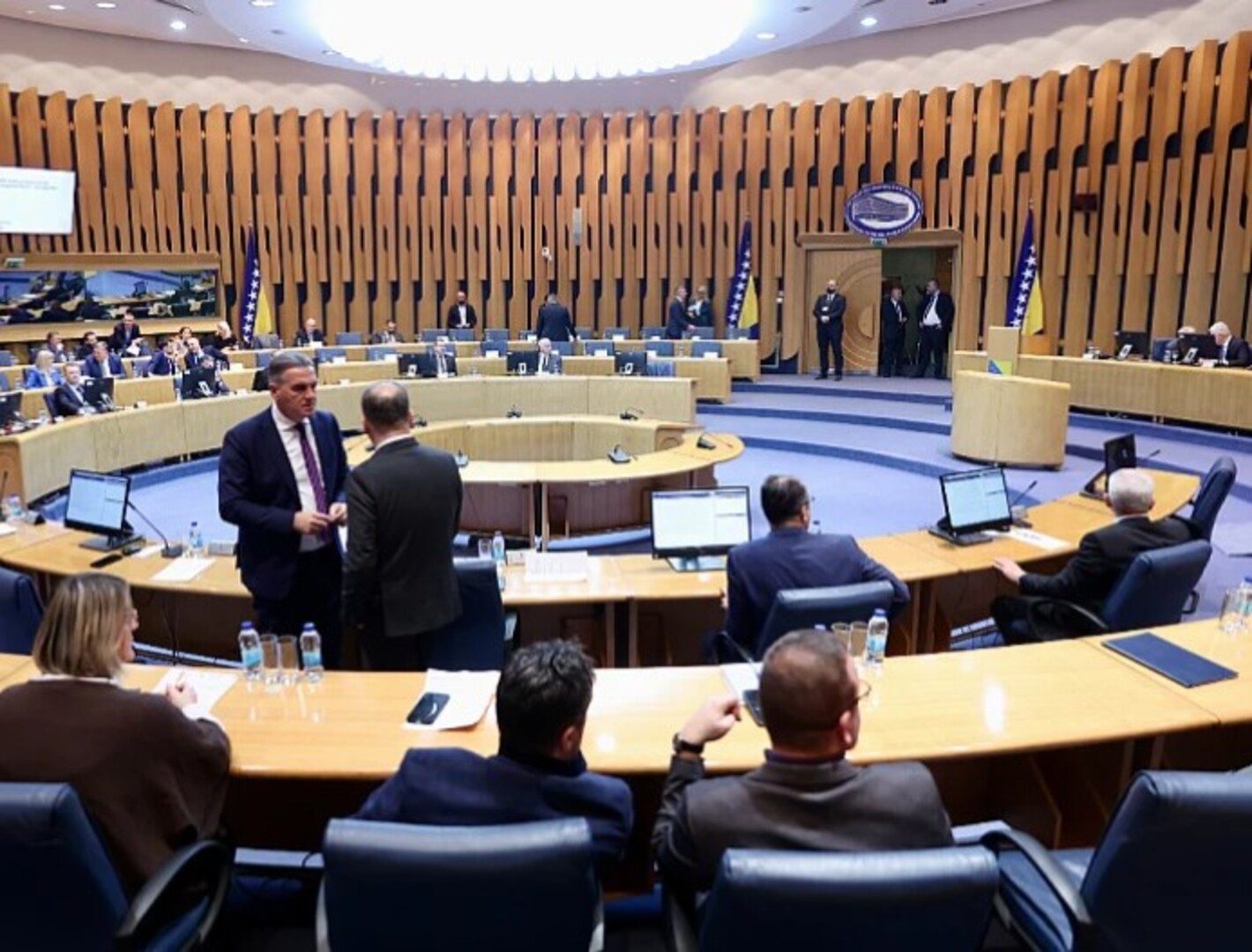Bh. političari počnu raditi kada rok istekne - slika 1