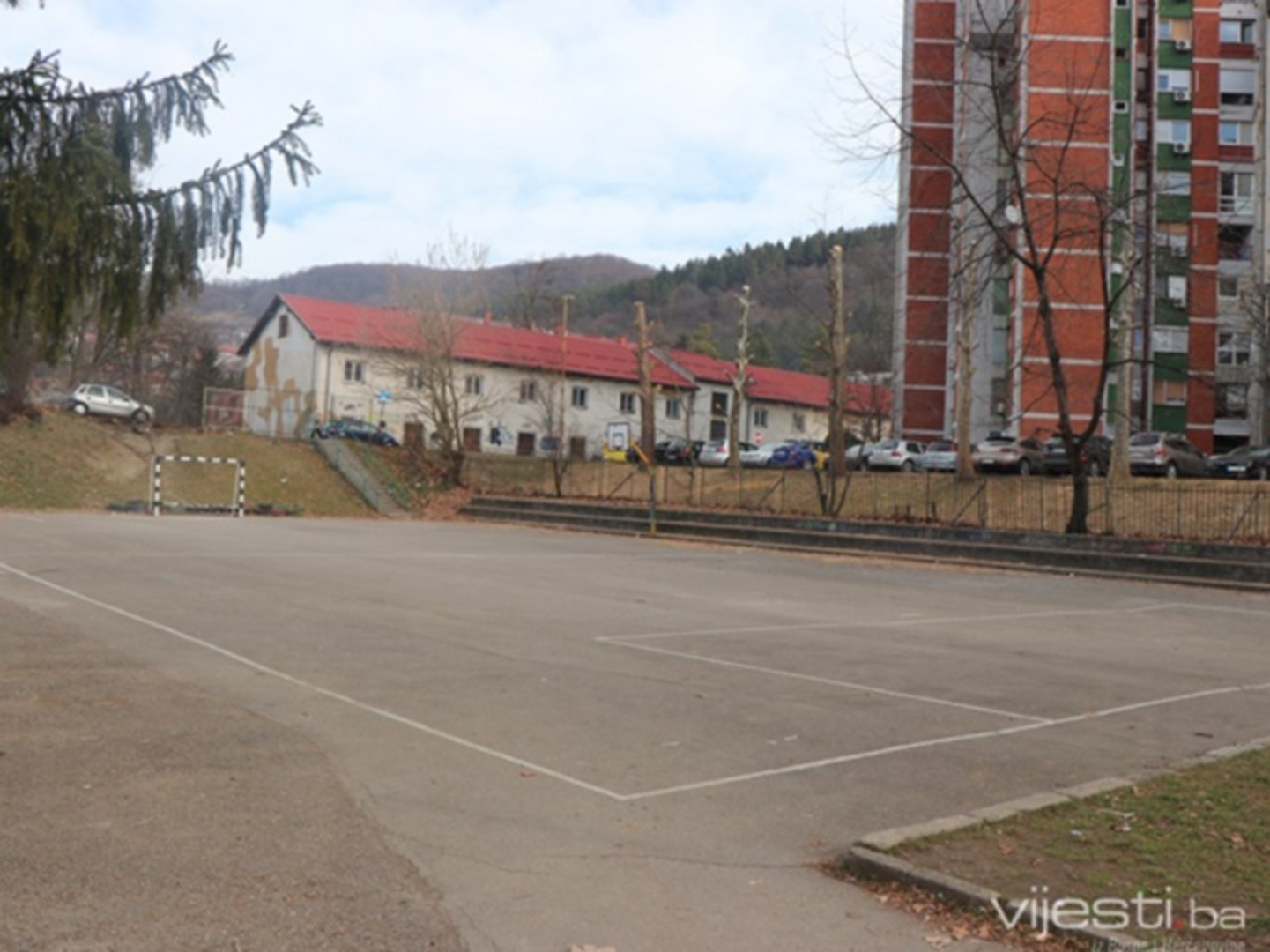 U školama u TK dojavljene bombe: Provjere u toku - slika 1