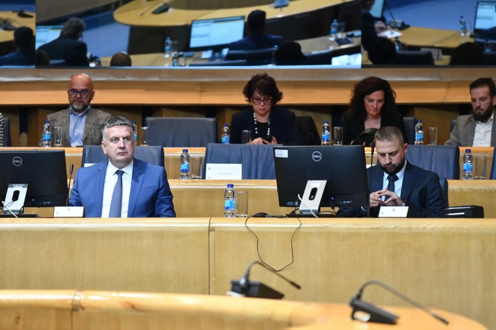 Zahvaljujući Vukoviću i Neškoviću odobreno 53 miliona KM za Foču i Banjaluku, SNSD glasao protiv - slika 1
