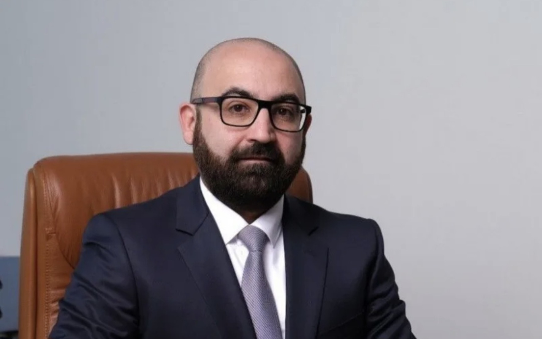 Hasanović odbio poziciju direktora Porezne uprave FBiH, pisao i Nikšiću... - slika 1