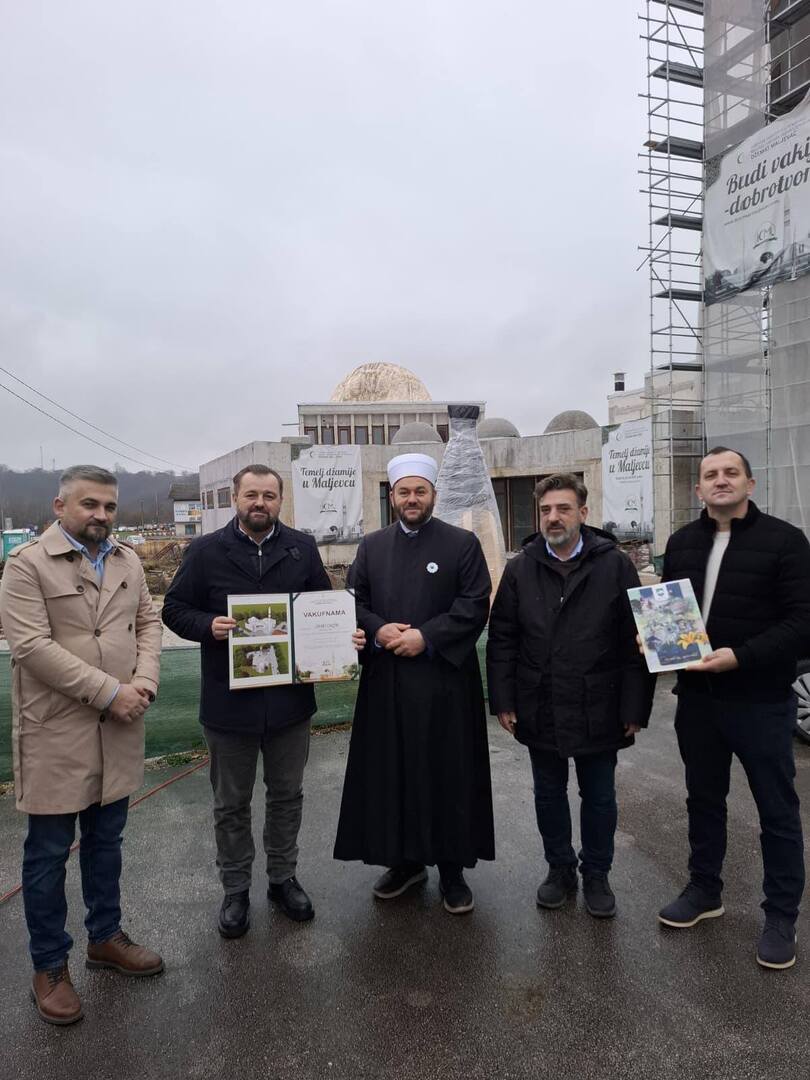 Ogrešević: Cazin dao 100.000 KM za Islamski centar Maljevac - slika 1