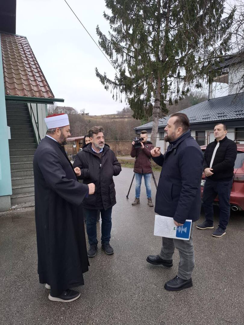 Ogrešević: Cazin dao 100.000 KM za Islamski centar Maljevac - slika 4