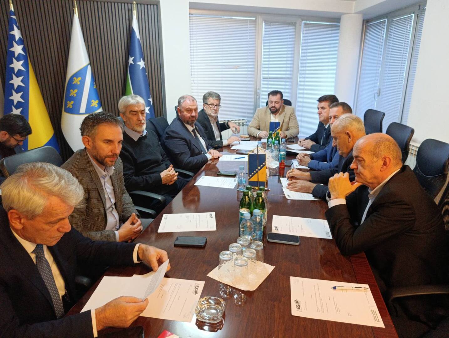 NES traži hitno ispravljanje nepravde prema braniocima BiH - slika 1