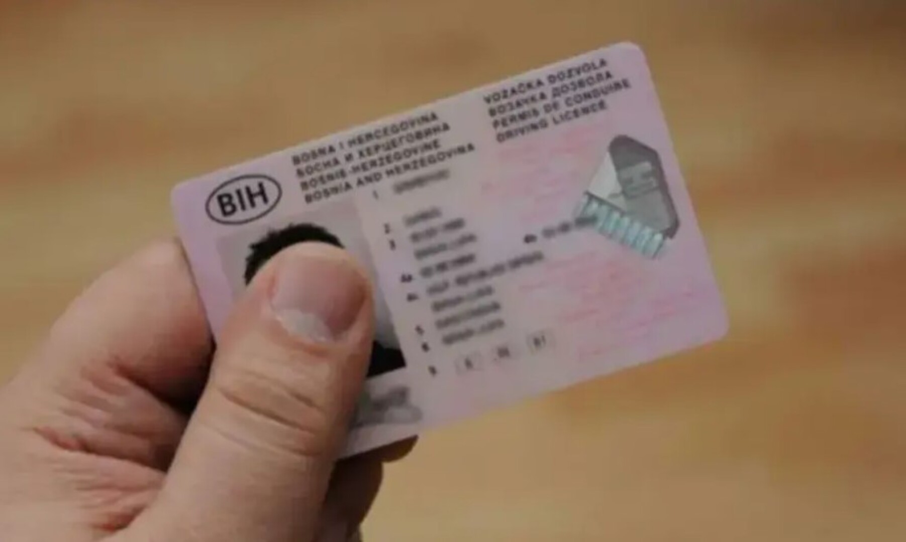 Vijeće ministara BiH usvojilo: Bh. vozačke dozvole uskoro priznate u još jednoj zemlji - slika 1