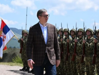 Vučić kaže da će obavezni vojni rok u Srbiji trajati od 75 do 90 dana