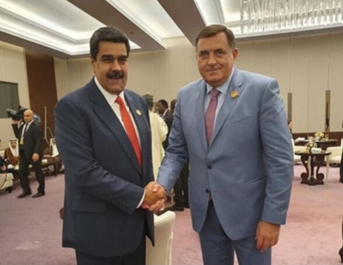 Cerić: Milorad Dodik sa Nicolás Maduro izgleda kao politička fotografija pred pad - slika 1