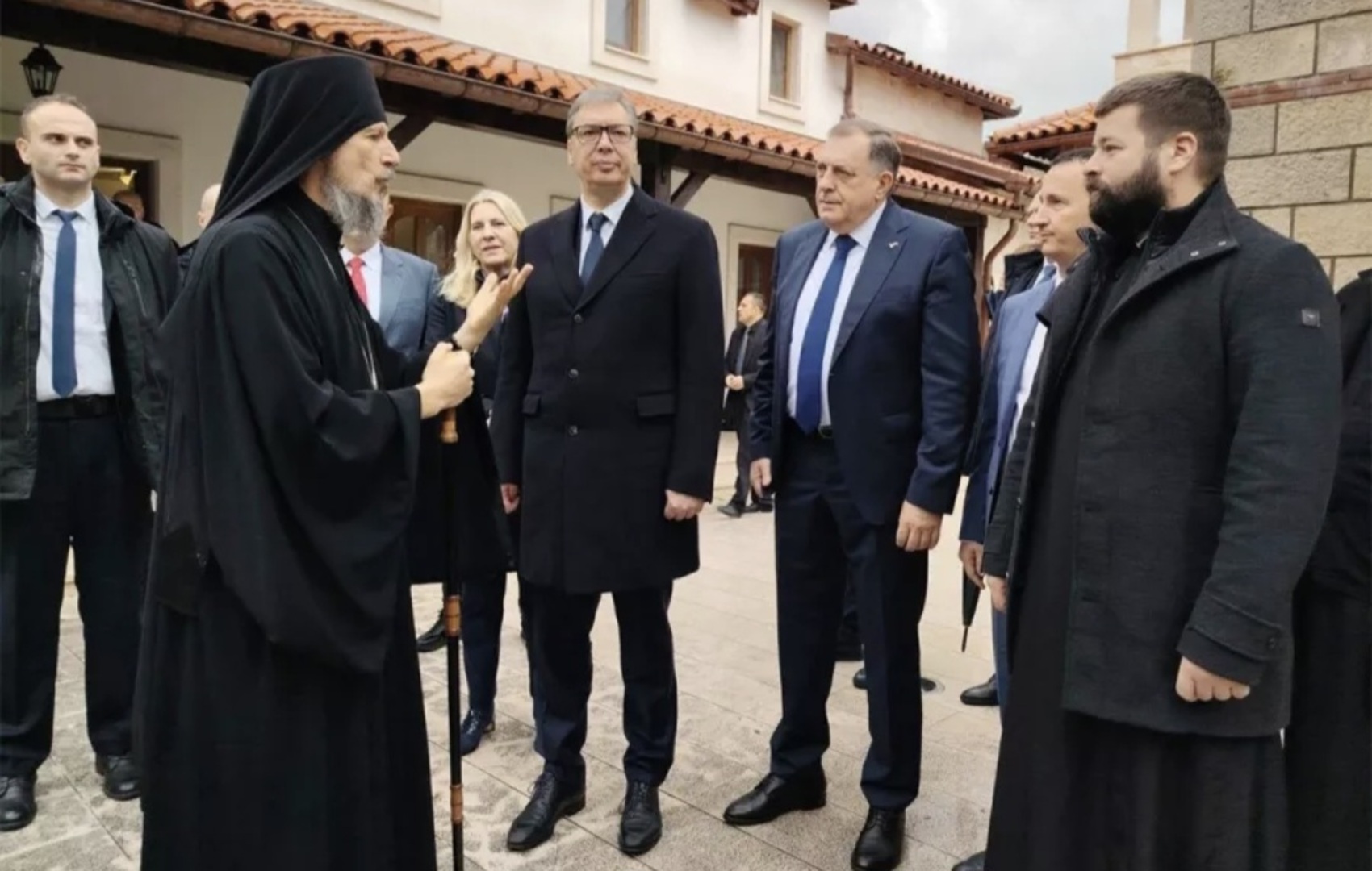 Vučić u Hercegovini: Dočekao ga i Milorad Dodik - slika 1