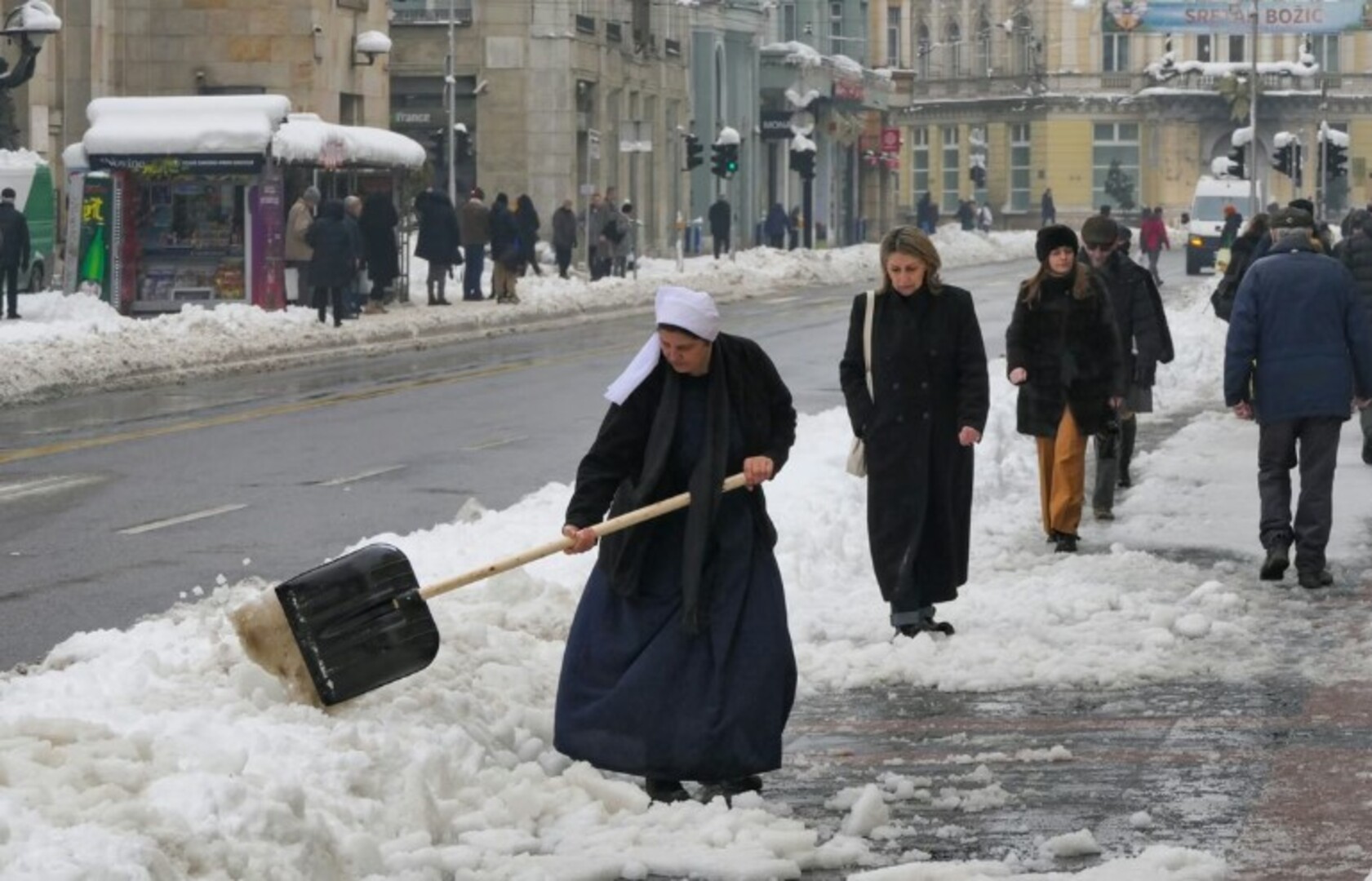 Snijeg ogolio sve sistemske slabosti zimskog održavanja puteva - slika 1