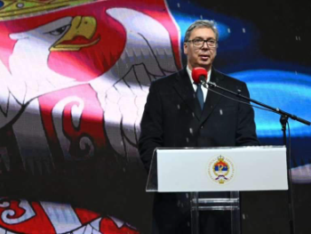 Od sarajevskog stativa do trebinjskih haubica: Šta nam Vučić poručuje iz Trebinja