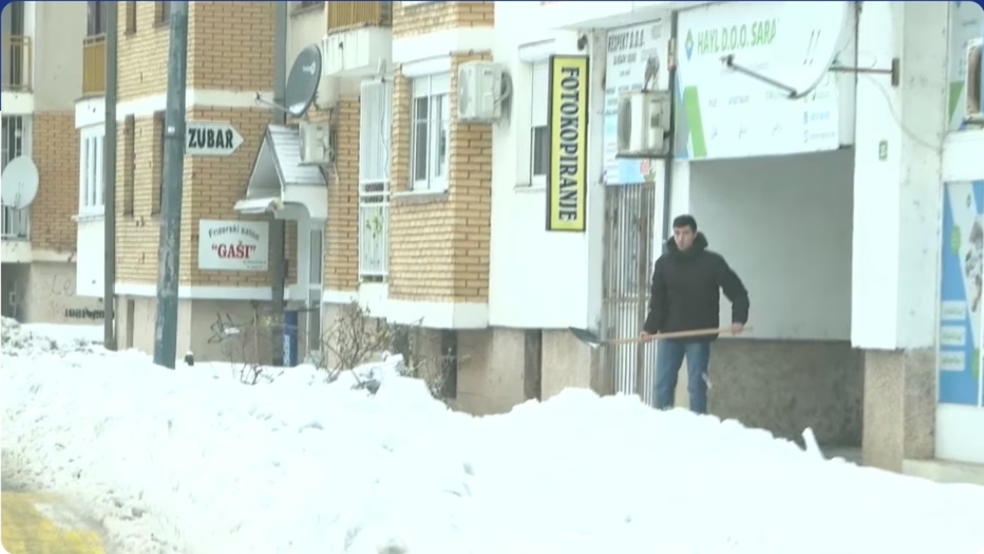 Kretanje u Sarajevu opasno po život: Nadležni se fotografišu za mreže - slika 1