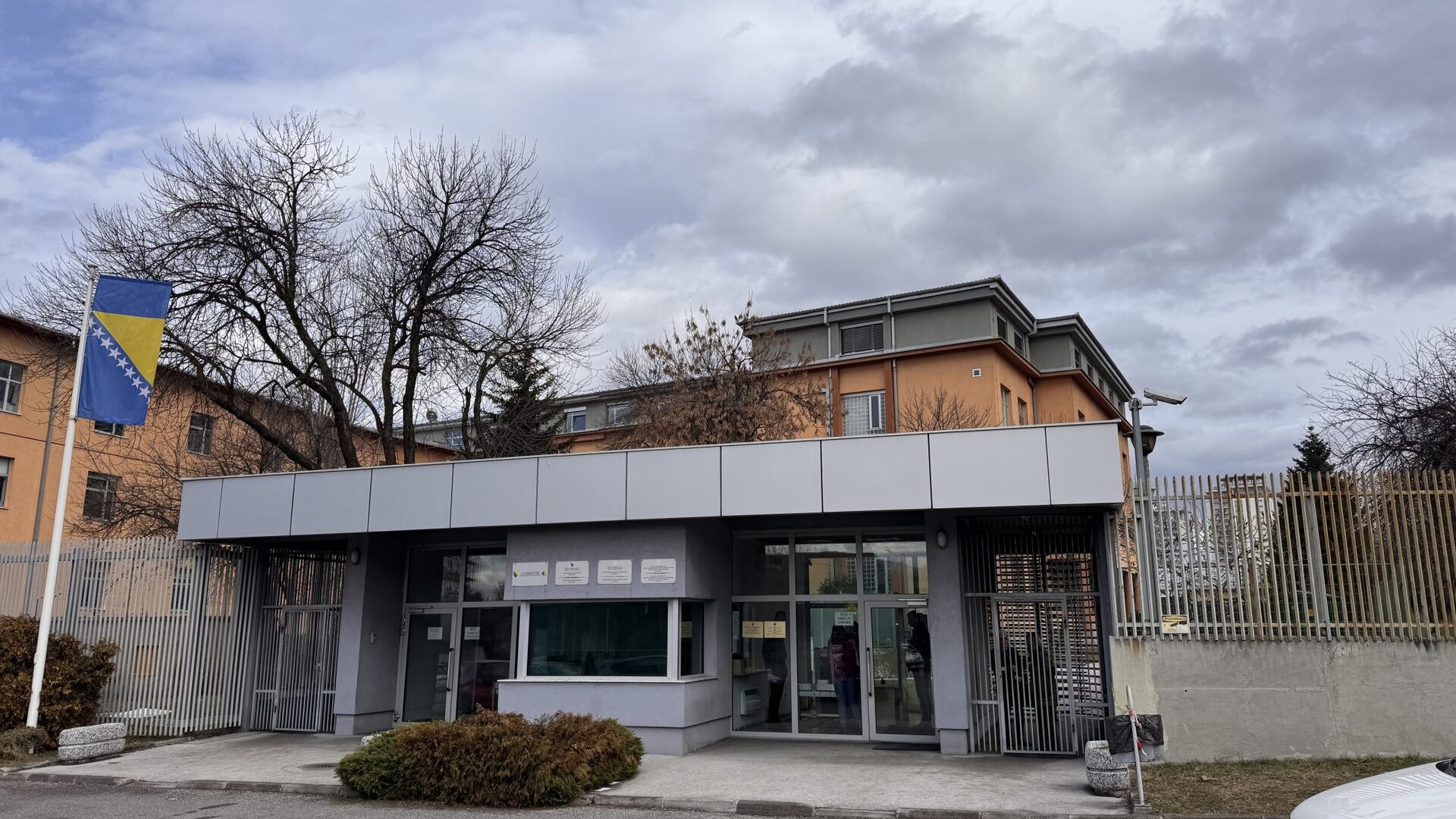 U Sudu BiH iznošenje žalbi na presudu za ratne zločine u Rogatici 15. januara - slika 1