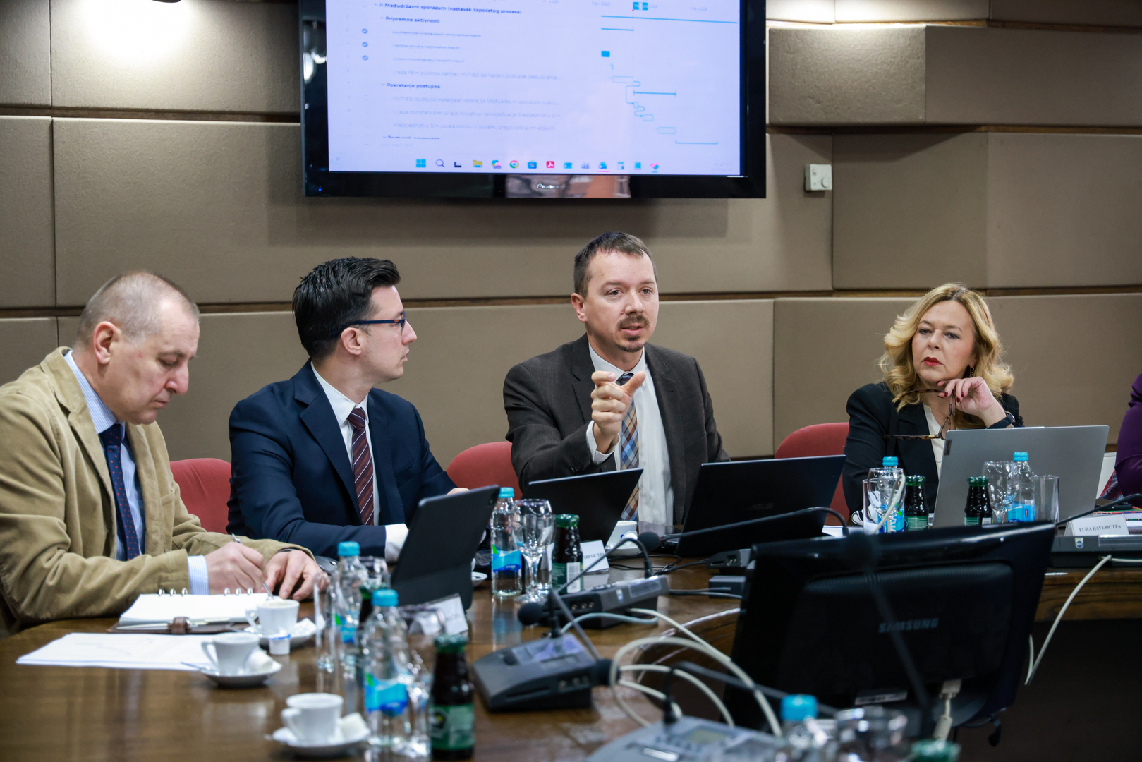 Ambasada SAD ne popušta: Novi sastanak o plinu - slika 3