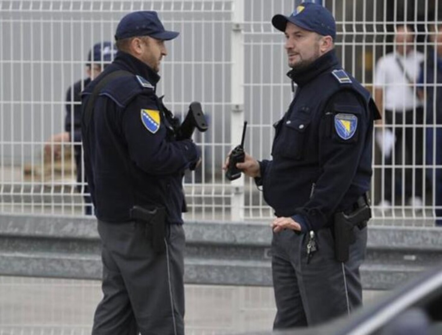 Bolje plate za vojnike i uposlenike policijskih agencija BiH - slika 1