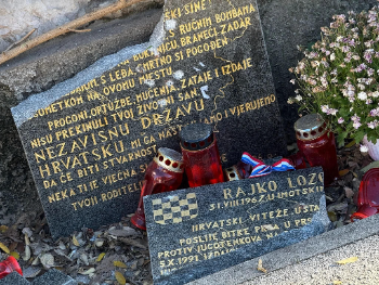 Uklonjena spomen-ploča branitelju na kojoj je pisalo "ustaški sin"