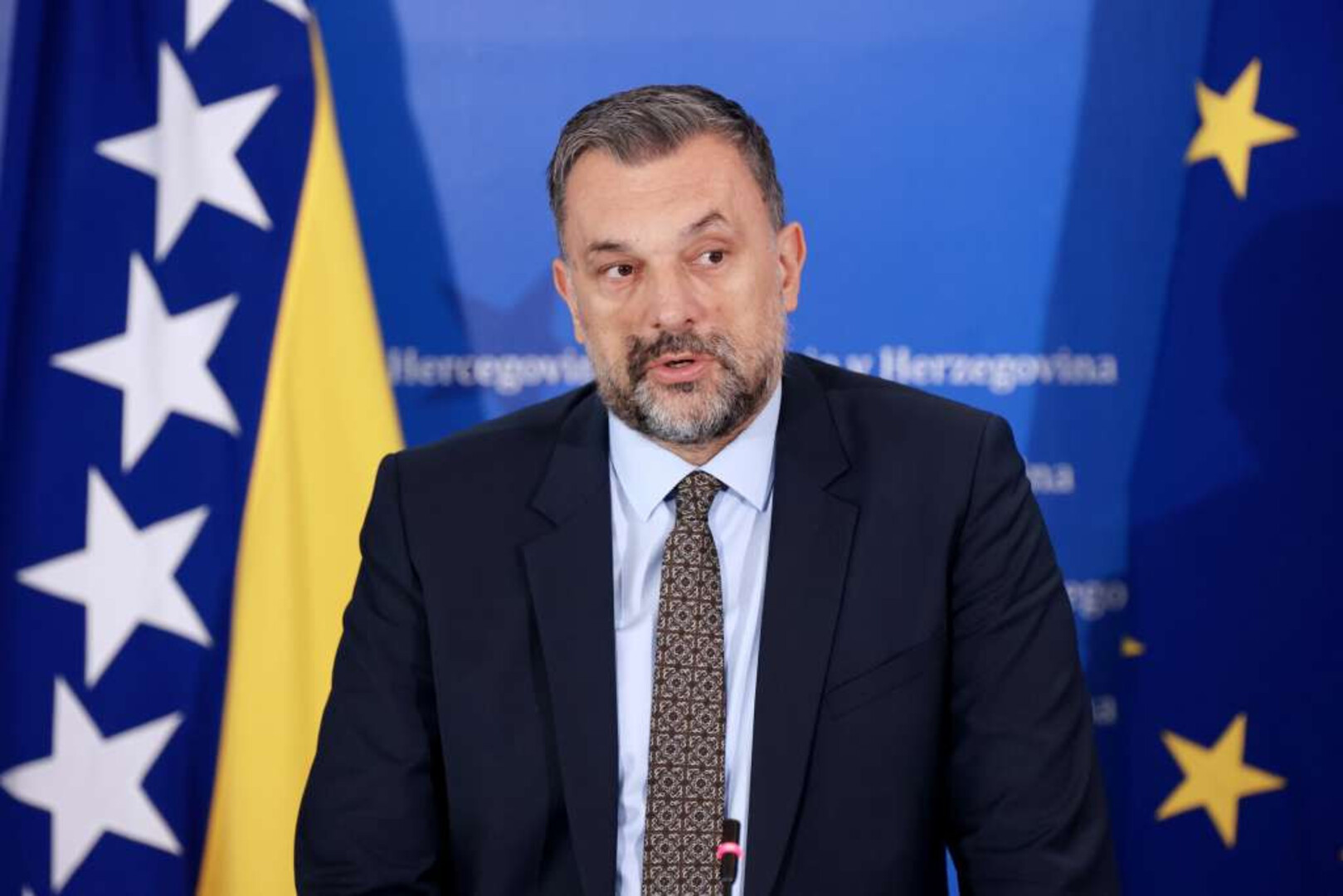 "Putin koči EU put preko SNSD-a, a HDZ-u se to sviđa" - slika 1