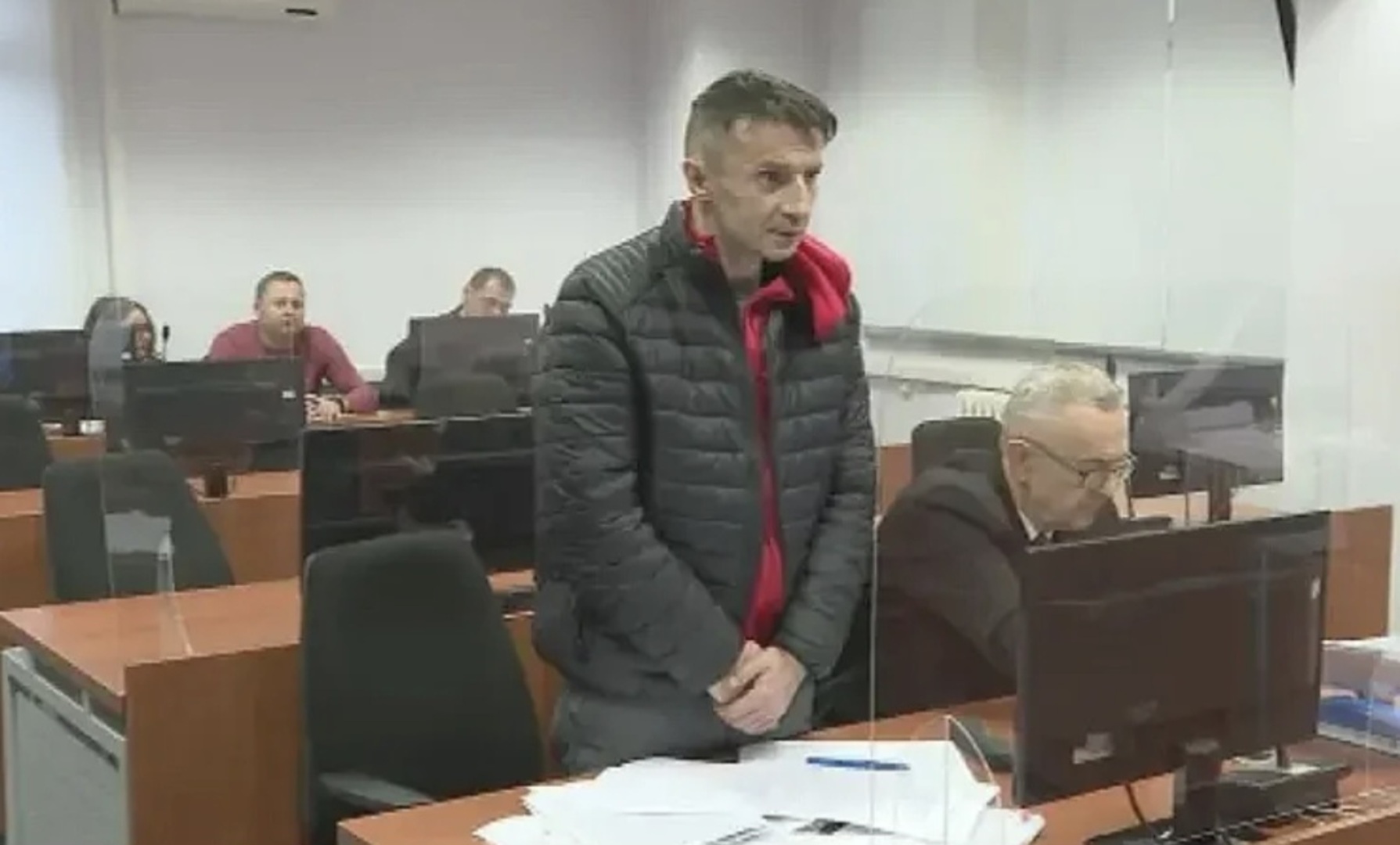 Čustović osuđen na dvije godine zatvora zbog prijetnji terorizmom zvaničnicima u Rs-u - slika 1