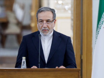 Aragchi: Iran ima "prst na okidaču" ako SAD nešto proba