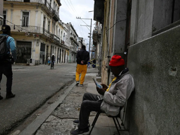 Kuba je u jednoj od najtežih humanitarnih kriza u historiji zbog....