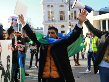 Veliki protesti Roma u Makedoniji. Blokiran saobraćaj