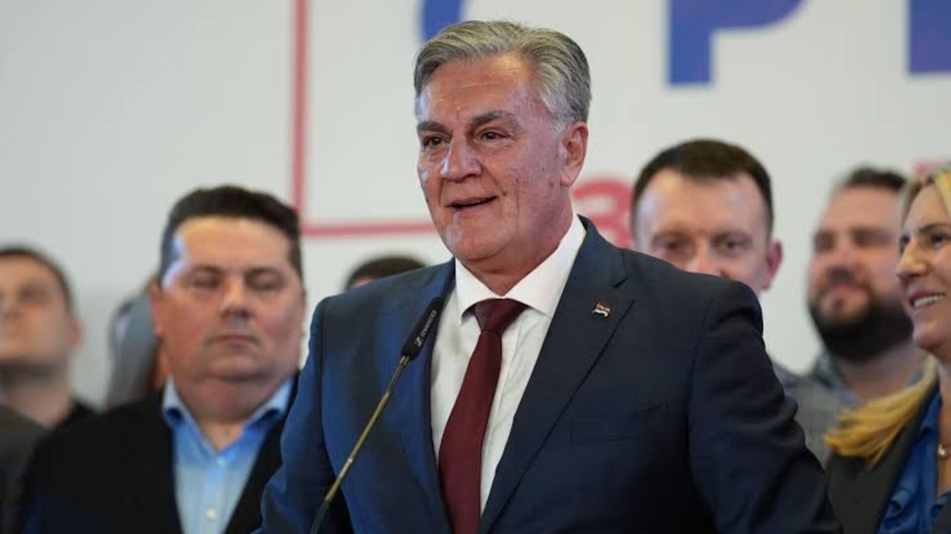 Karan pobjednik, ali SNSD daleko od stare snage - slika 1