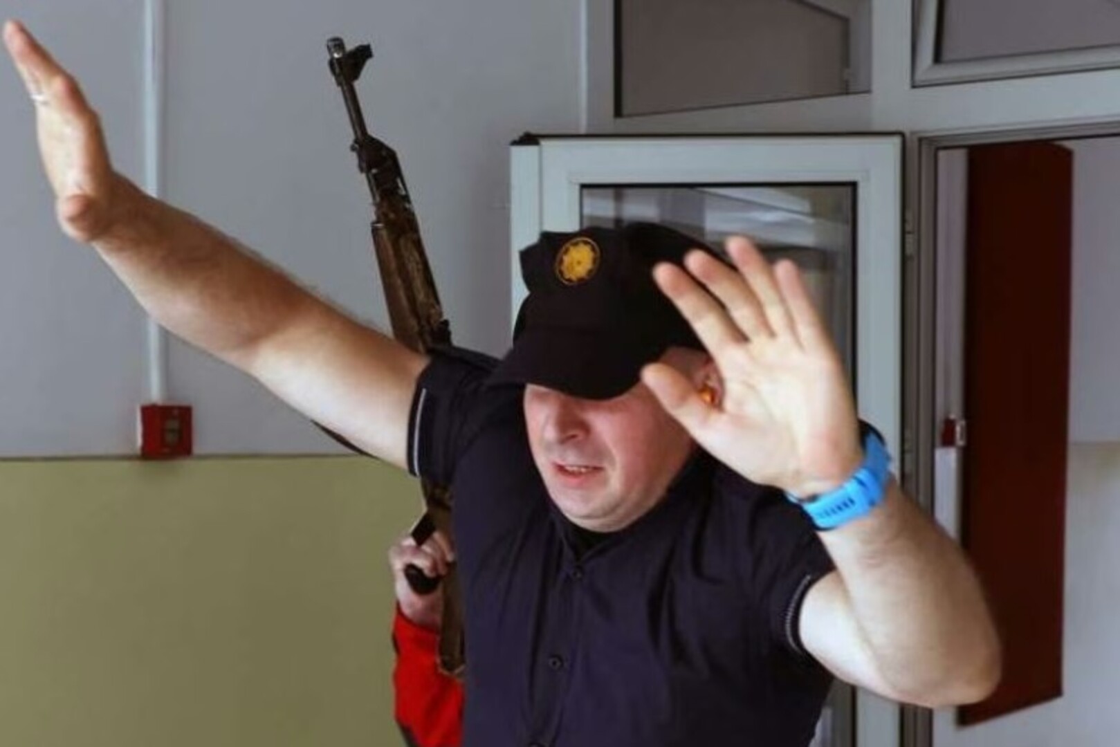 Isak pravda fijasko FUP-a u Dubaiju: Najbolje ljude smo ostavili zbog Dodika! - slika 1