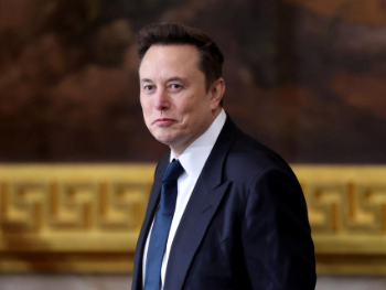 Elon Musk: Amerika će 1,000% bankrotirati