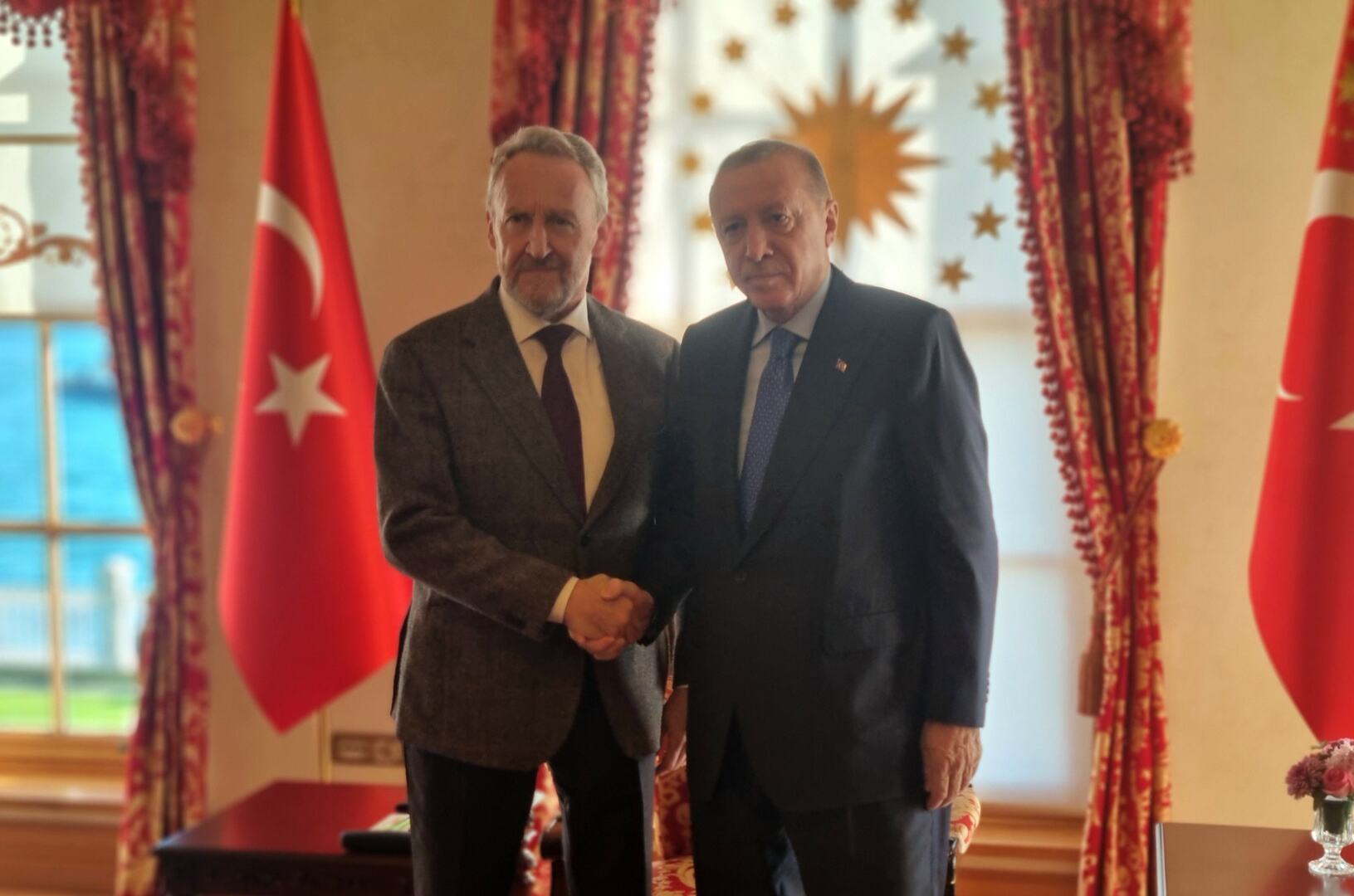 Izetbegović: S Erdoganom sam htio pričati telefonom. Rekao je da dođem - slika 1