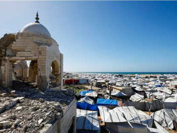 Palestinci u Gazi mjesec ramazana dočekuju u šatorima pored uništenih džamija