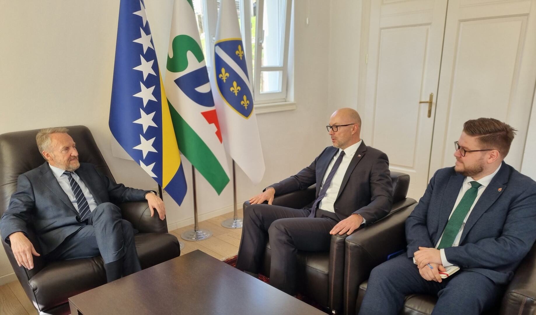 Izetbegović razgovarao s ambasadorom Slovačke - slika 1