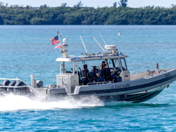 Američka obalska straža uklonila kukasti krst iz centra za obuku i pokrenula istragu