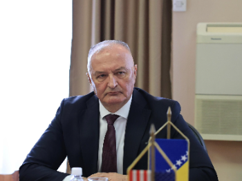 Helez traži intervenciju visokog predstavnika: Ne smije se dozvoliti da RTRs ugasi BHRT