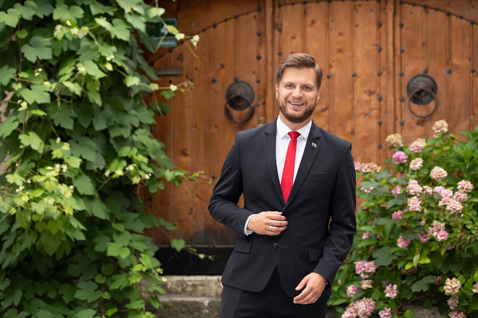 Čengić: U Starom Gradu neće biti podignut spomenik Franzu i Sofiji Ferdinand - slika 1