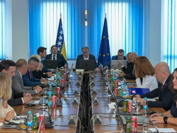 Entitetu F BiH prijeti pad kreditnog rejtinga. Zbog jedne odluke