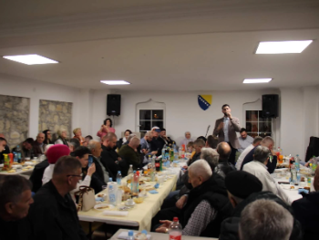 Dan nezavisnosti i iftar s Bošnjacima Gacka: Ovo je naša domovina i naš toprak