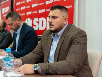 Lemezan poručio Efendiću: Nikad nije kasno za ostavku