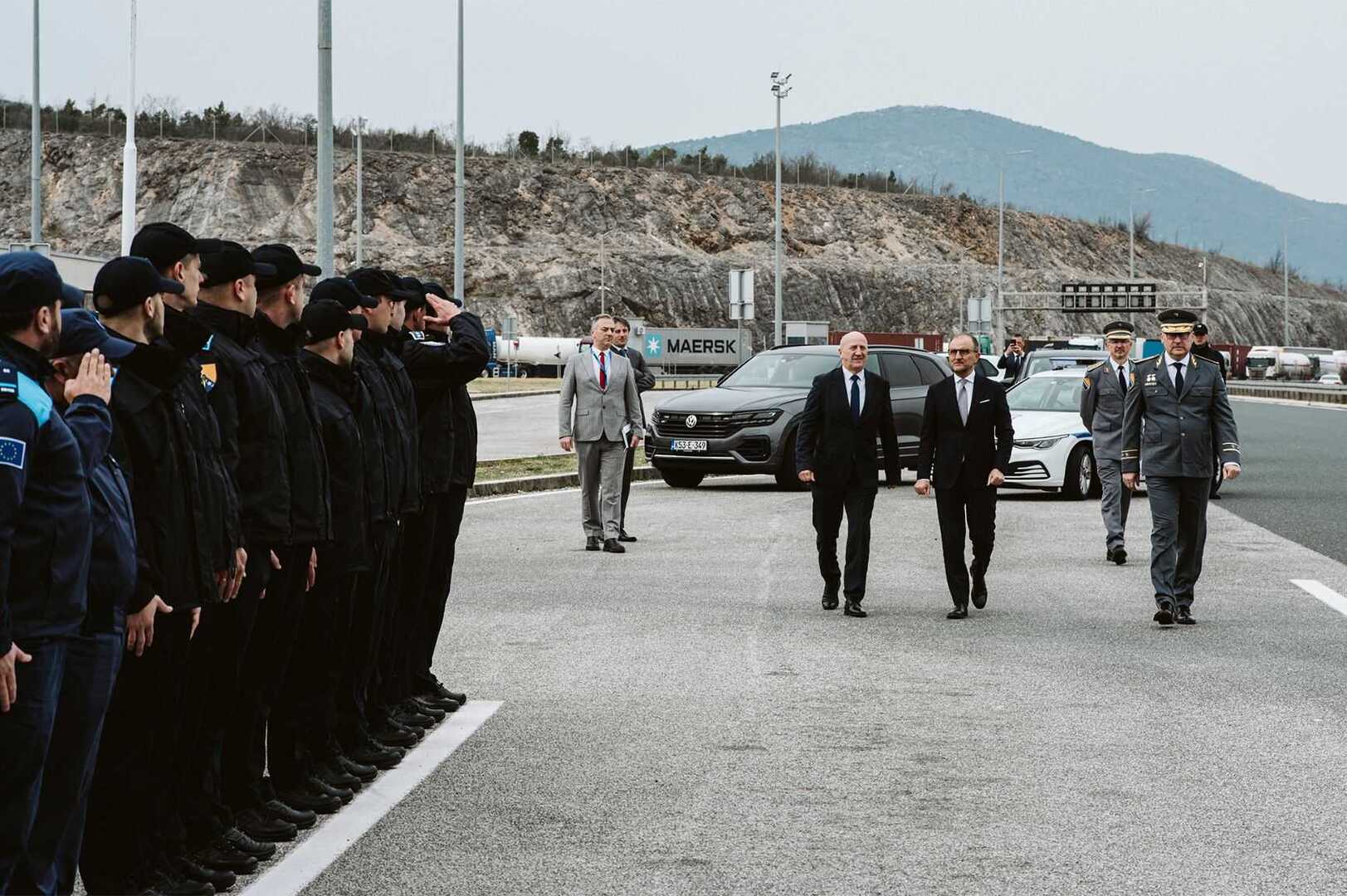 Soreca u posjeti službenicima FRONTEX-a na graničnom prelazu Bijača - slika 3