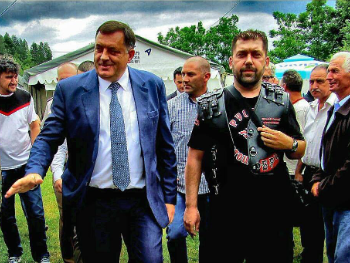 Tri miliona maraka vrijedna koncesija: Vozač ministra Đokića i potpredsjednik "Noćnih vukova"