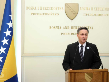 IDU OTVORENA PISMA! Bećirović od sutra Predsjedavajući Predsjedništva BiH