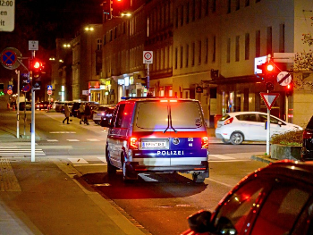 Hrvat priznao zločin: Nožem napadao ljude u Lincu