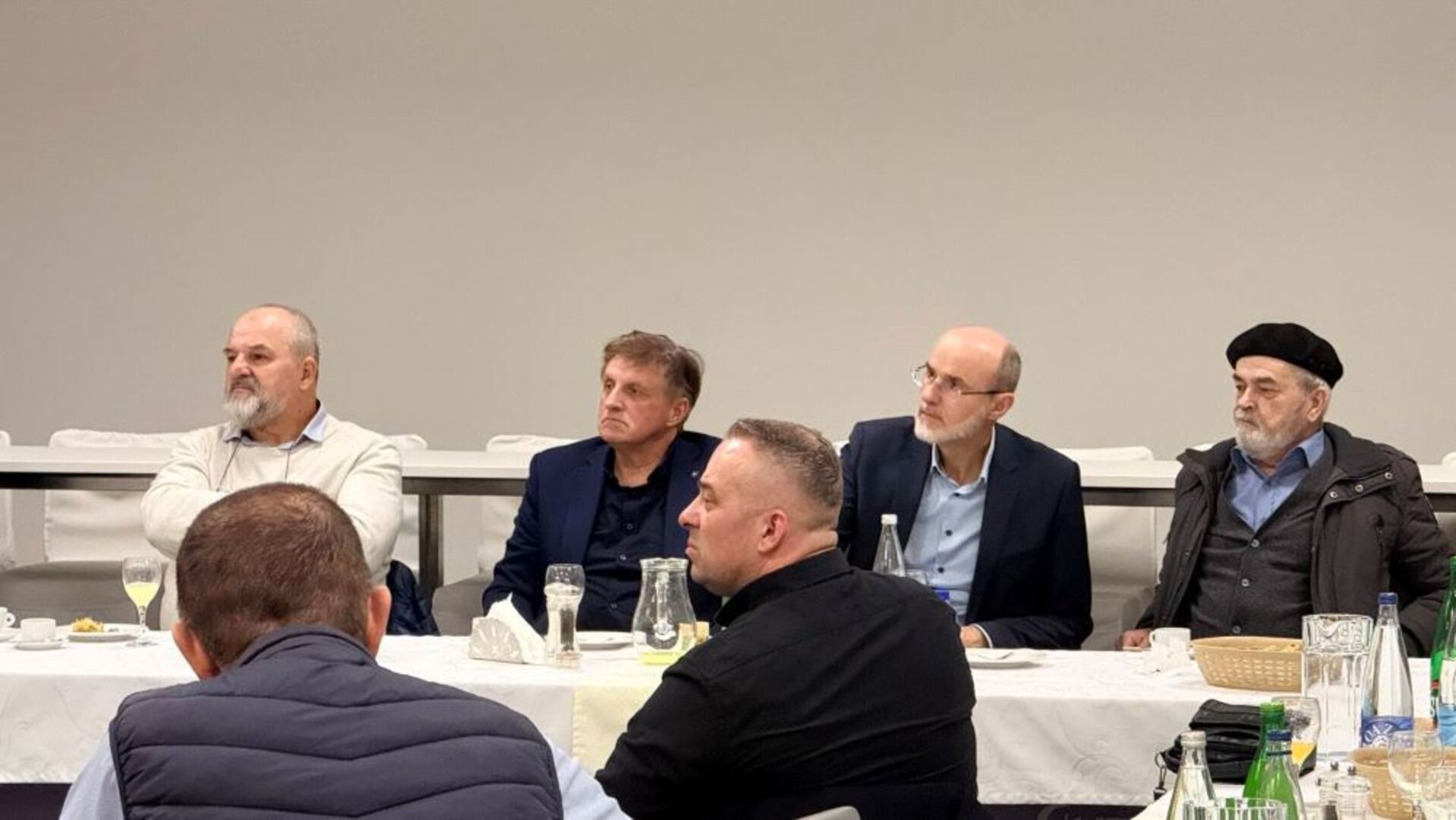 Kalesijci na tradicionalnom iftaru u Sarajevu - slika 10